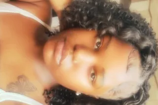 hottest sextiest youll ever met - Image 2