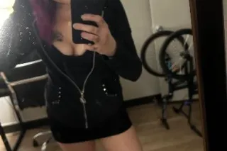 NEW NUMBER!!! ****CAR DATE SPECIALS!!****🔥Looking for a quick sloppy toppy Full service or how about lets get freaky and explore your kinks! 😈🫦👅 - Image 4