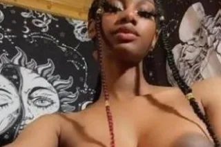 Only Add 👻Add My Snapchat.. nulaqxe 👉 ✅.Facetime Fun.. 👉🏻👌🏻Kissing lipsKissing lipsAnd Ready for incall or out call🚘car call🚗 AVAILABLE 24hrs💞 Video Sex Chat,NEW Video Content sell... - Image 4